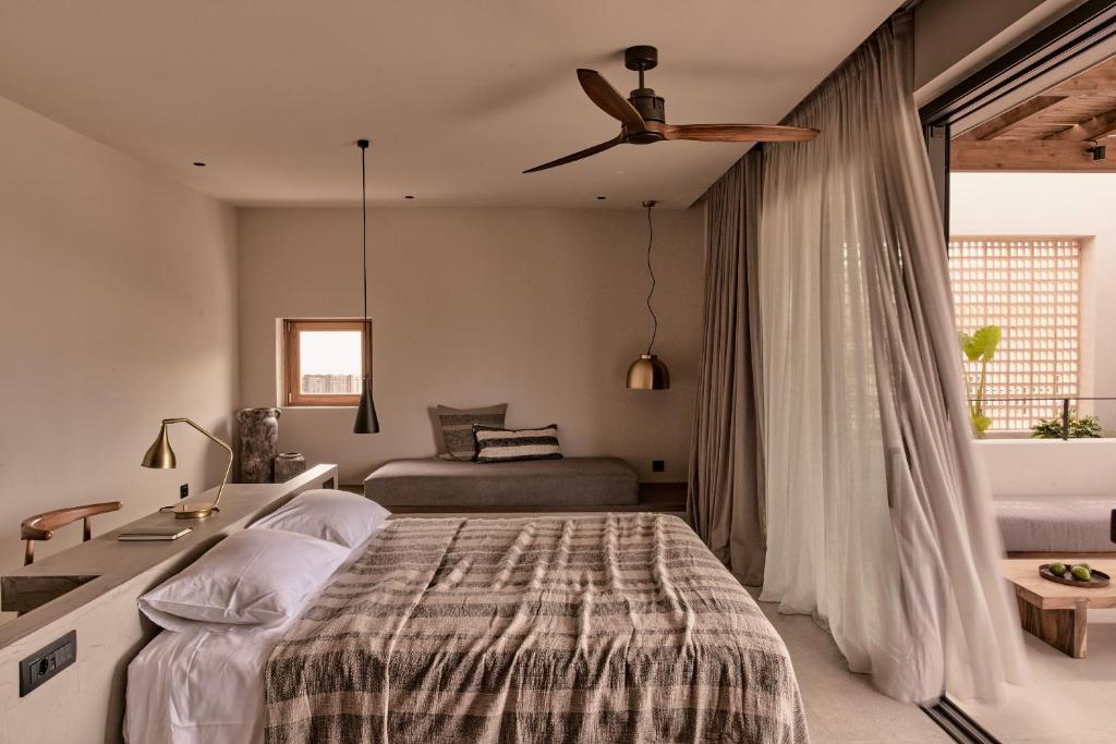 Theros All Suite Hotel - Adults Only - 18