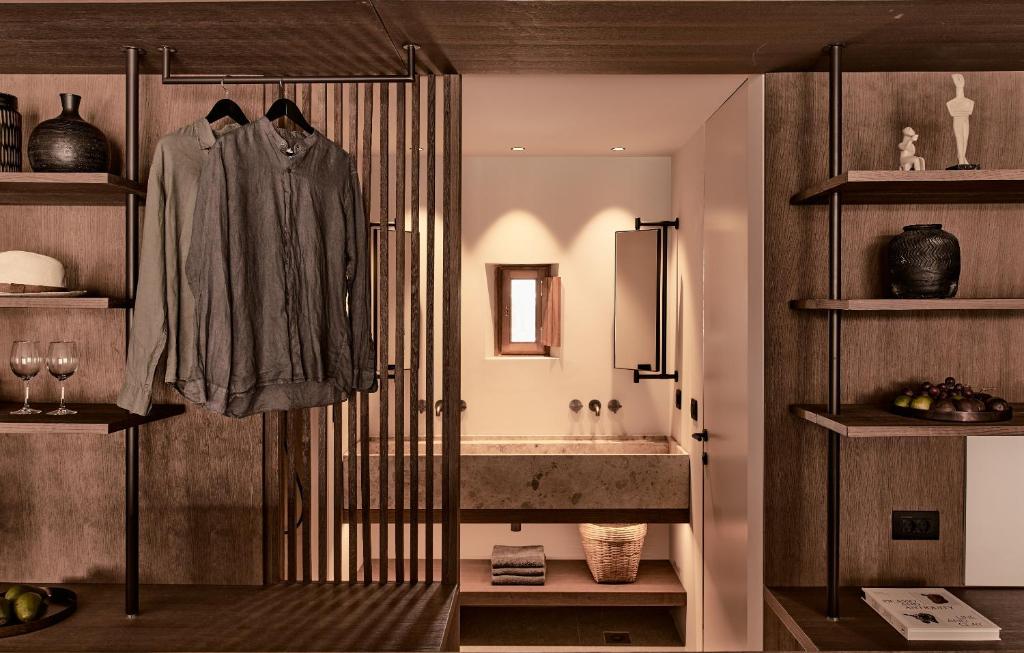 Theros All Suite Hotel - Adults Only - 17