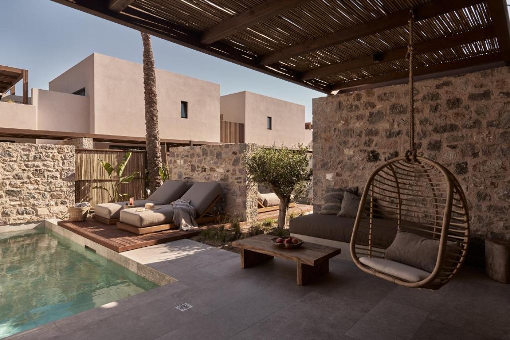 امکانات Theros All Suite Hotel - Adults Only - تصویر ۴