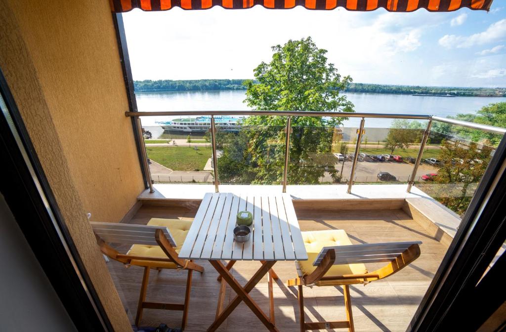 Апартамент за гости Русе Център-Придунавска (Дунав) - Appartement D'une Chambre