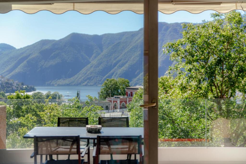 Panoramic Studio by Quokka 360 - open space apartment with terrace - Resim 7