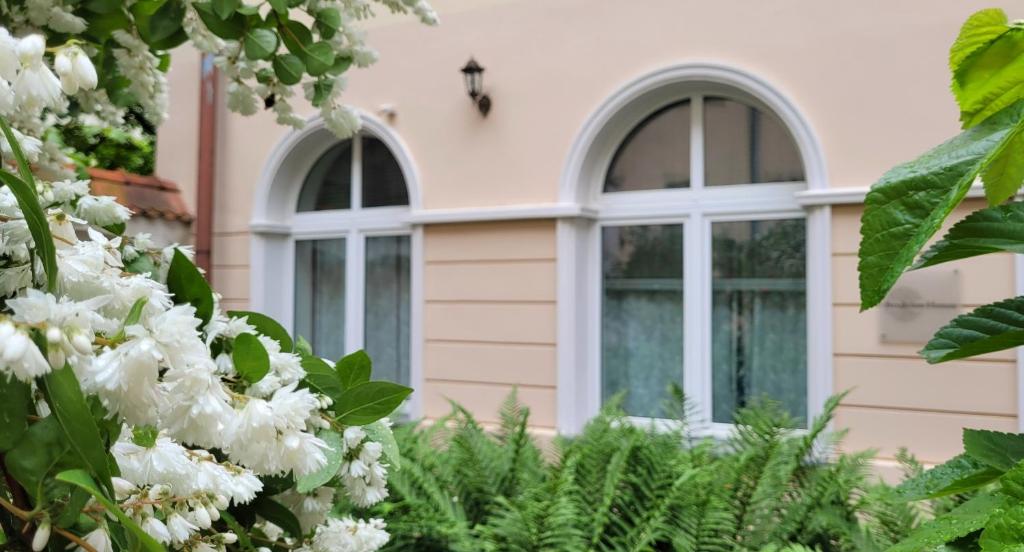 Vonkajšia záhrada v ubytovaní Brokilon House