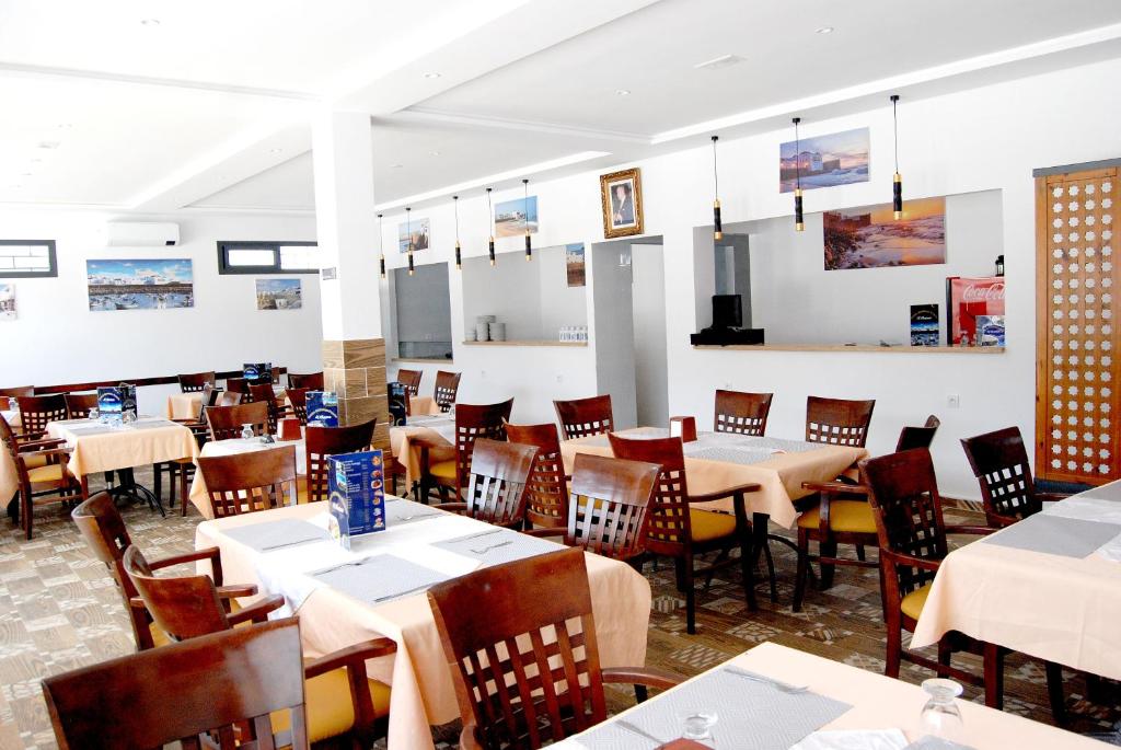 Restaurace v ubytování Hotel Al Khaima