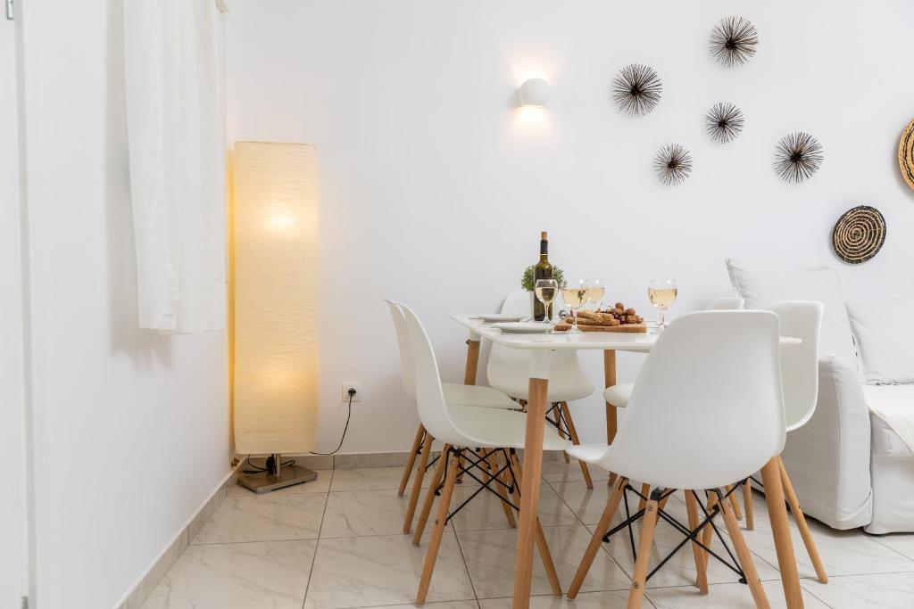 Φωτογραφία από το άλμπουμ του Depa's Home στη Νάξο Χώρα