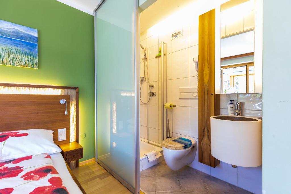 Postel nebo postele na pokoji v ubytování Haus Bergblick