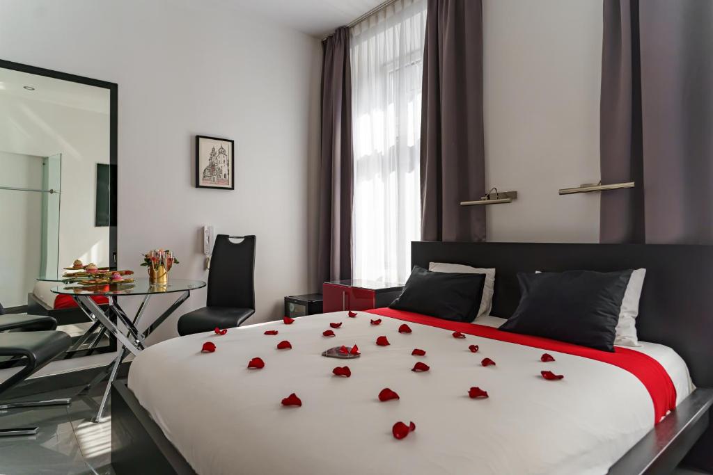 Komorowski Luxury Guest Rooms - Resim 45