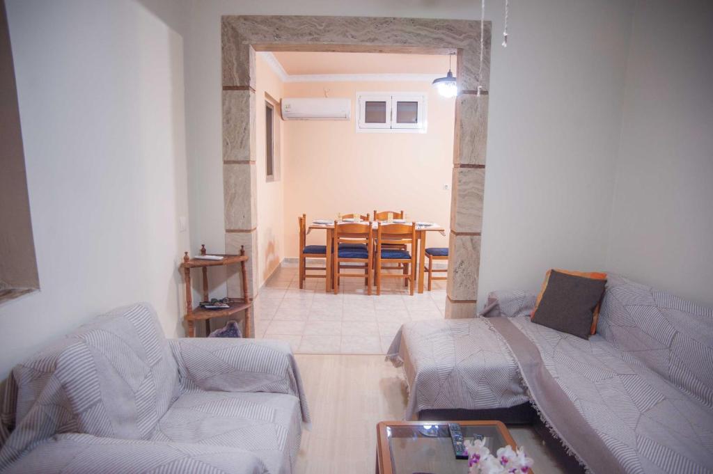 Posedenie v ubytovaní A Central Apartment