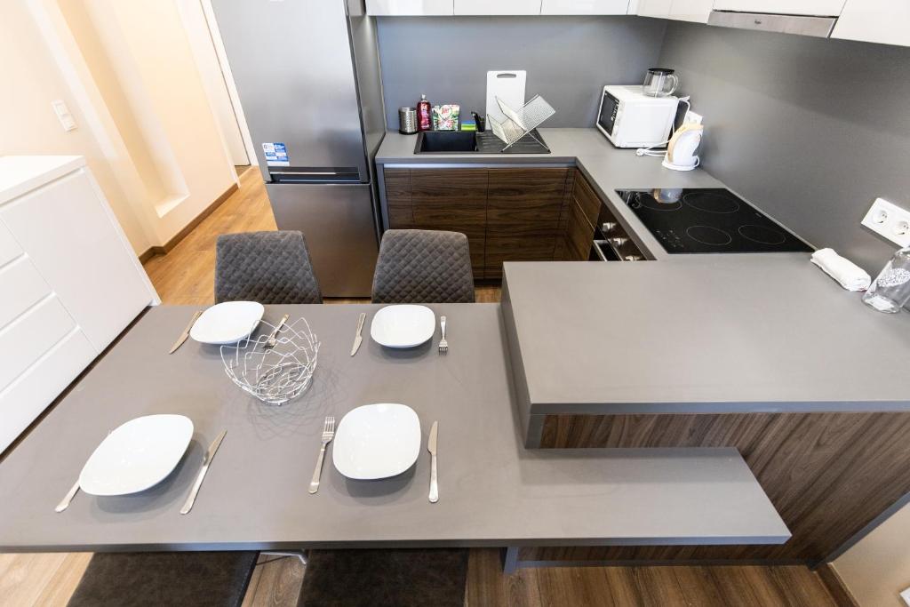 Kuchyňa alebo kuchynka v ubytovaní A37 Awesome Apartments