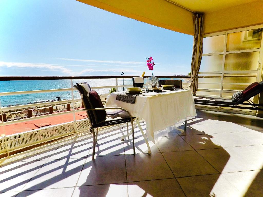 Balkón alebo terasa v ubytovaní Beach Apartment 3D - Fuengirola