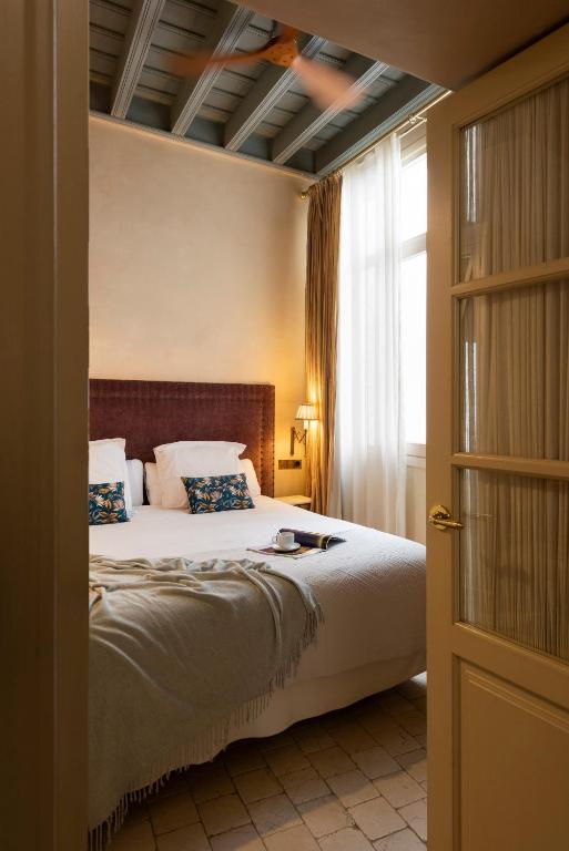 CH Apartments Boutique - 10