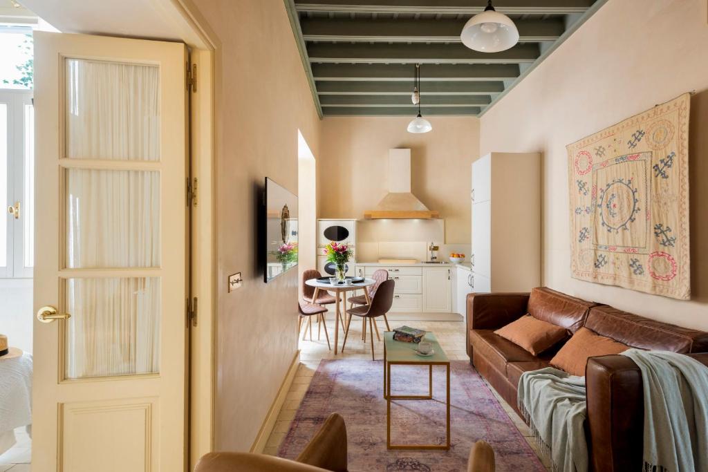 CH Apartments Boutique - 8