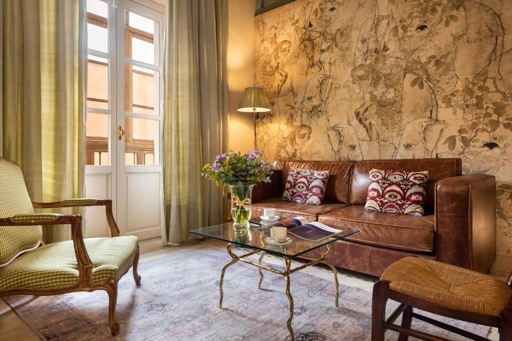 CH Apartments Boutique - 13