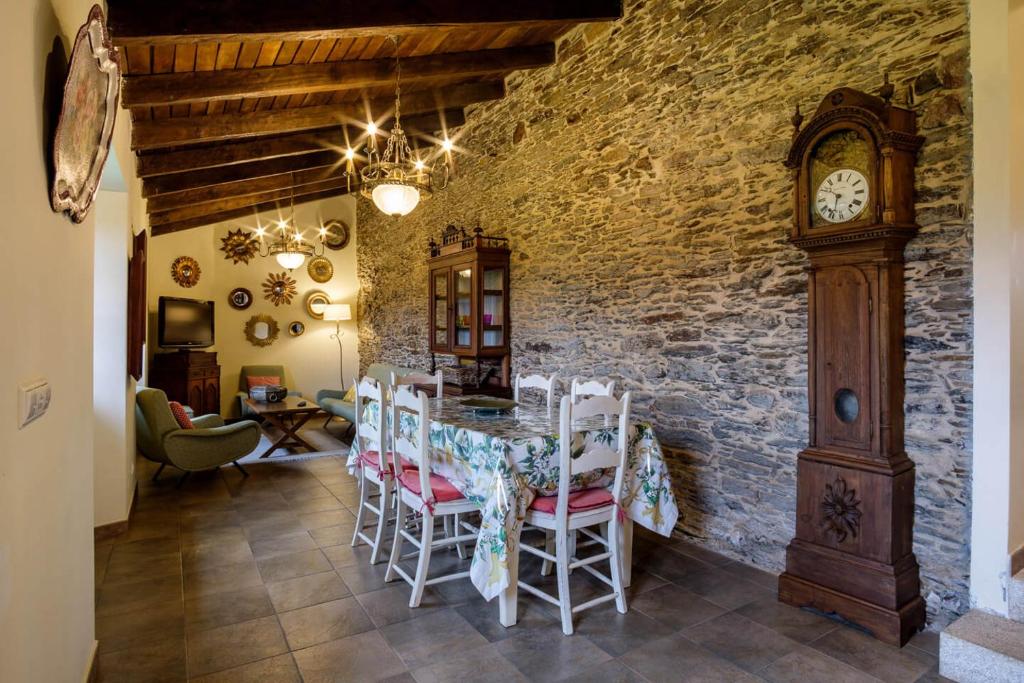 Posedenie v ubytovaní Aldea A Paínza
