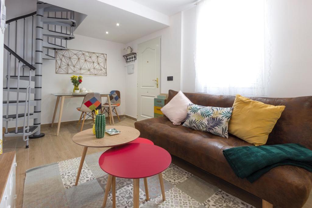 Posedenie v ubytovaní APARTAMENTO VINTAGE EN EL CENTRO DE MÁLAGA