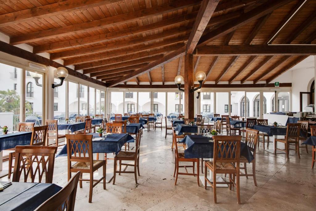 Restaurace v ubytování Sighientu Resort