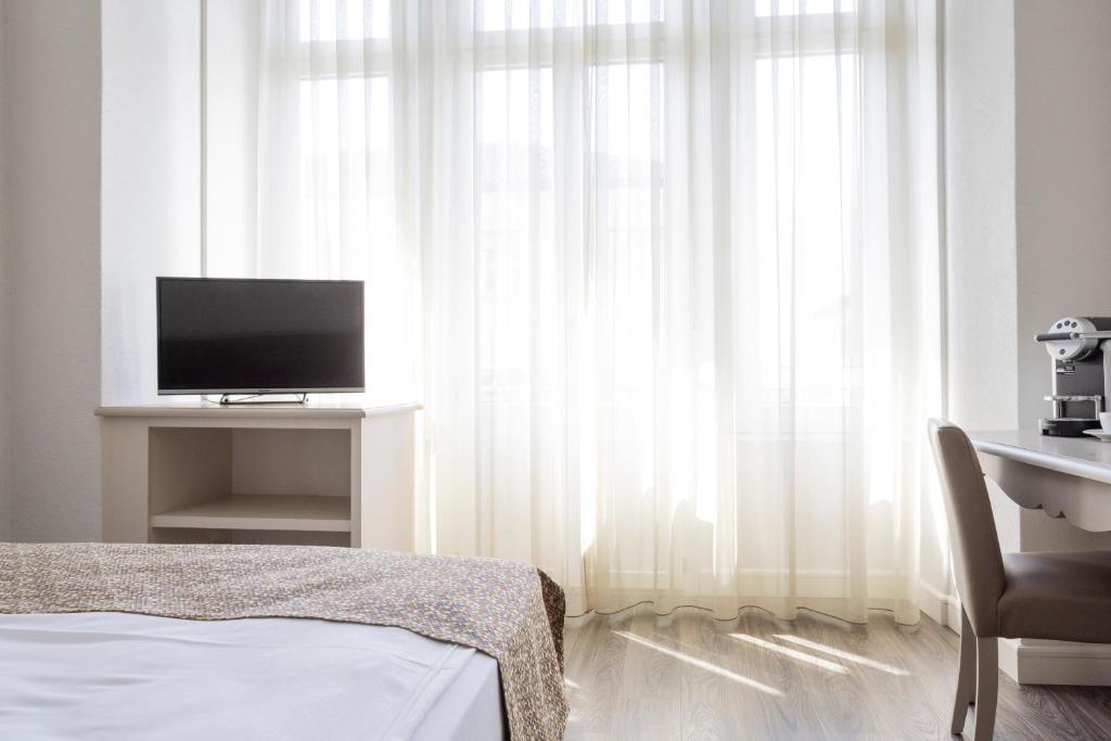 
Standard Double or Twin Room
