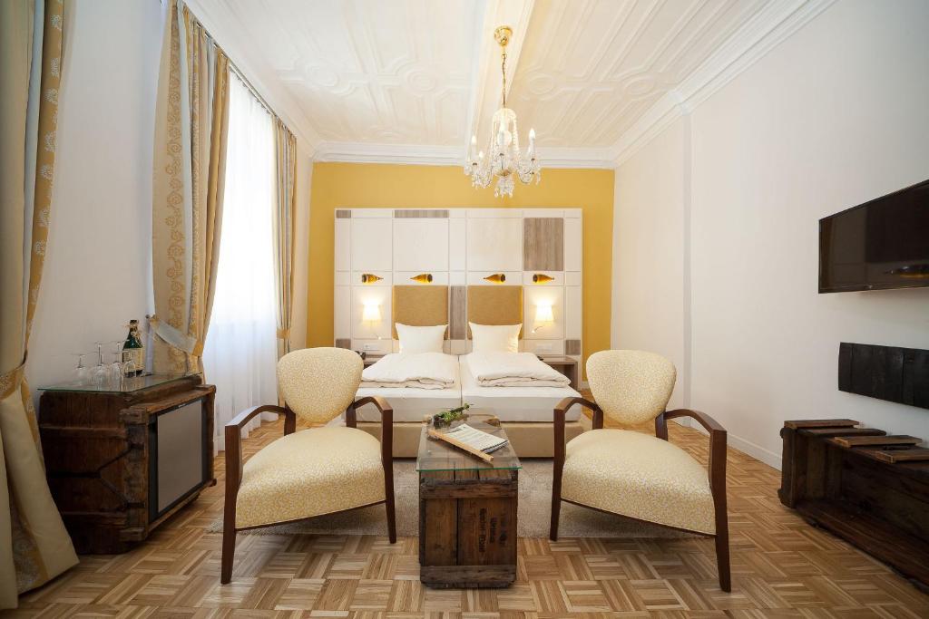 Hotel Zeltinger-Hof - Gasthaus des Rieslings - Large Double Room