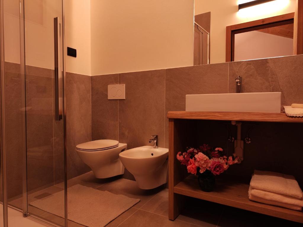 Koupelna v ubytování Agritur Fioris