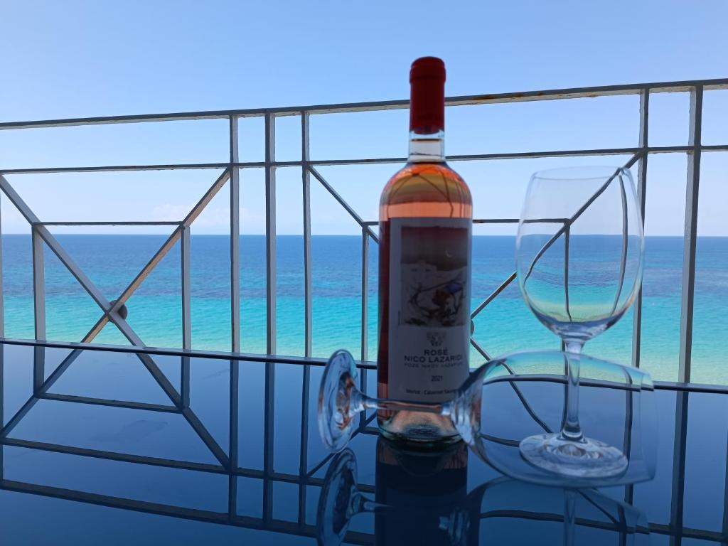 Nápoje v ubytování Magic Balcony on Siviri Chalkidiki.