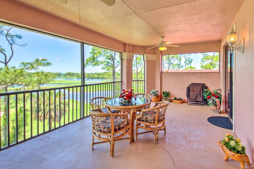 Sunny Punta Gorda Condo with Golf Course View!, Burnt Store Marina