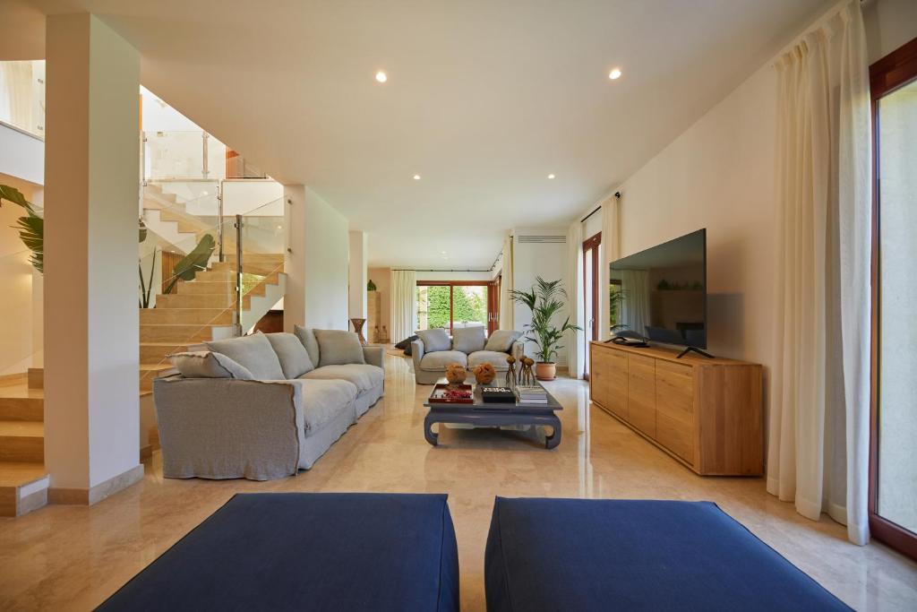 Posedenie v ubytovaní Villa Ruby by Cap Vermell Estate