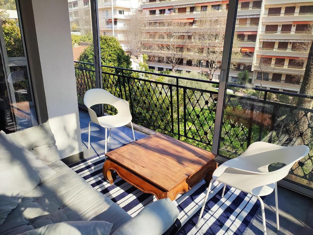 Zdjęcie z galerii obiektu Flat Cannes 5min from the beach and the Croisette w Cannes