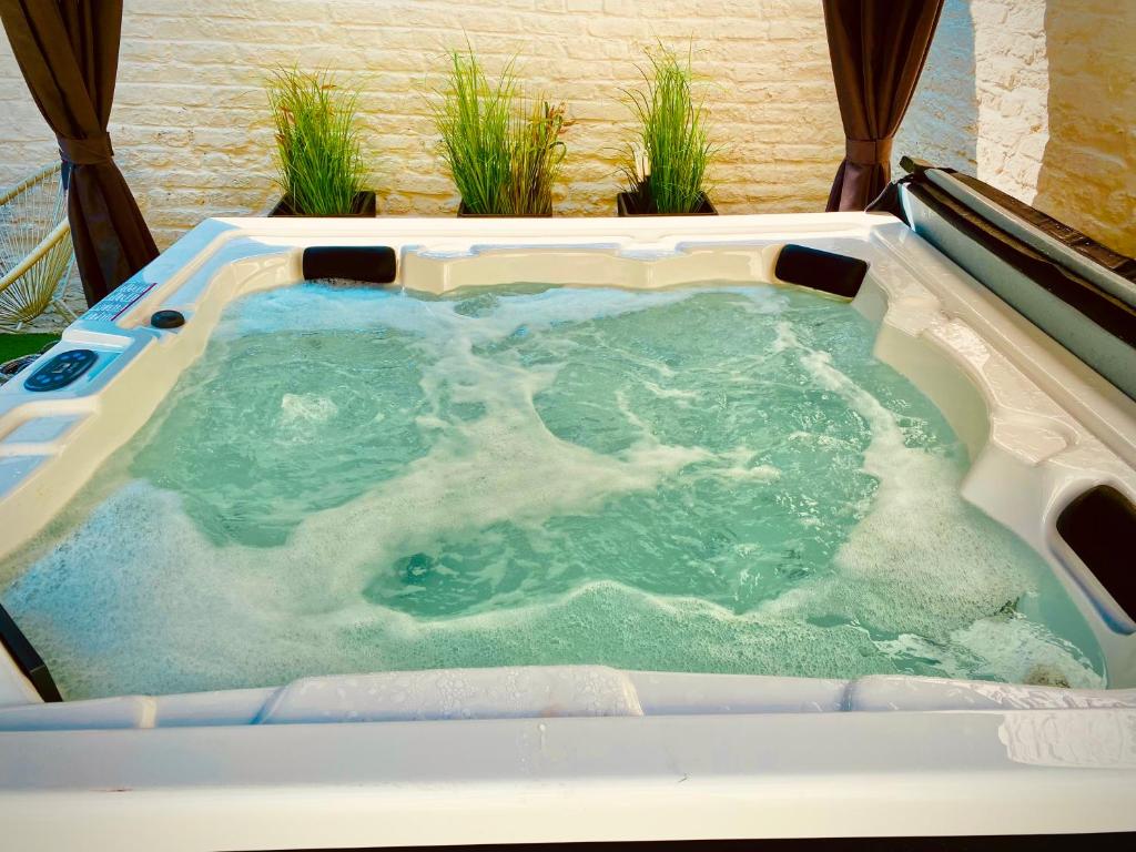Vakantiehuis Suite Jacuzzi 126 (België Luik) - Booking.Com