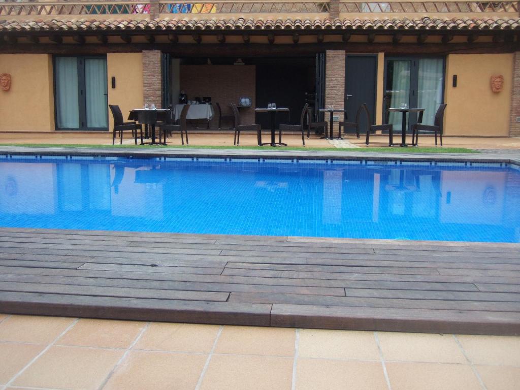 Bazén v ubytovaní Hostalet de Begur - Adults Only alebo v jeho blízkosti