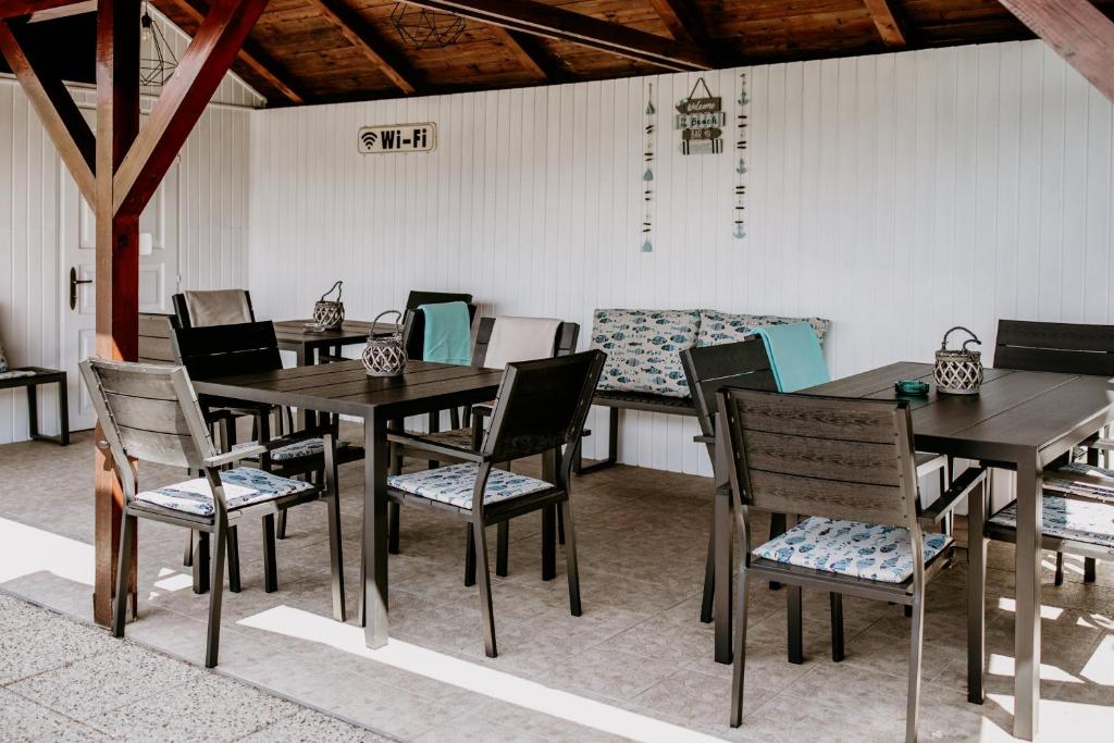 Posezení v ubytování Kék Vendégház Family Resort
