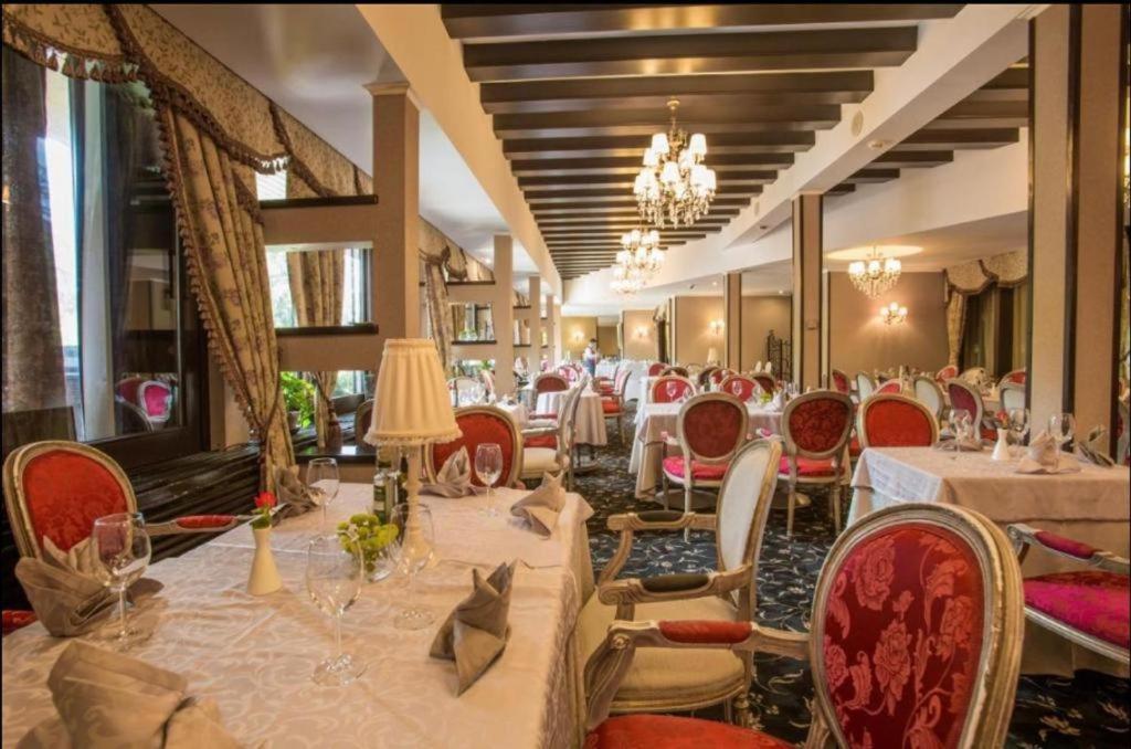 Alpin Resort Hotel - Apartamentele 2403-2404- proprietate administrata de gazda privata - Resim 12