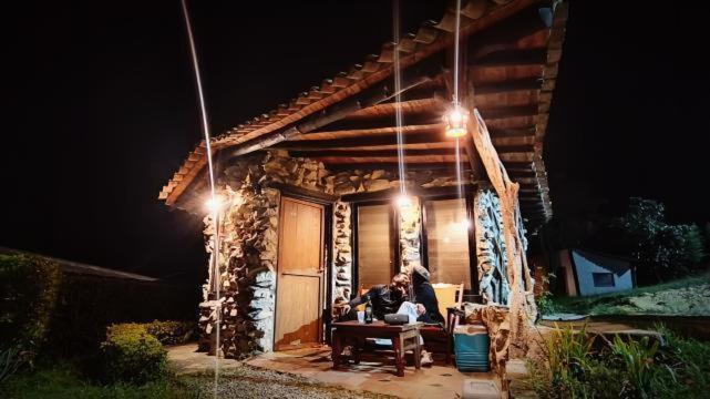 Cabañas y Hostal Bonanza mesa de los santos