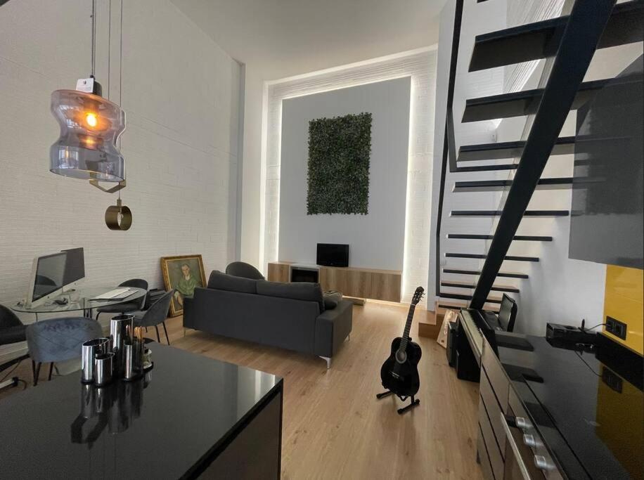 Booking.com: Apartamento Estudio / Loft Deluxe en Alicante ...