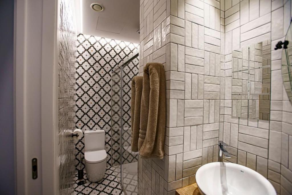 Kúpeľňa v ubytovaní Mini hotel in the heart of Sevilla for exclusive usage