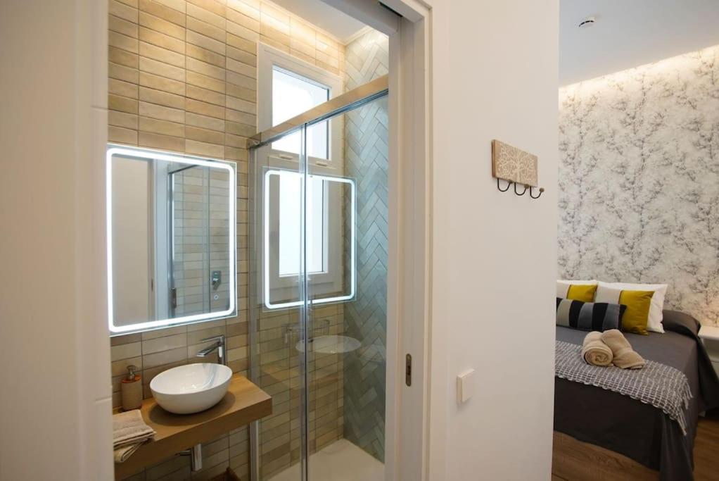 Kúpeľňa v ubytovaní Mini hotel in the heart of Sevilla for exclusive usage