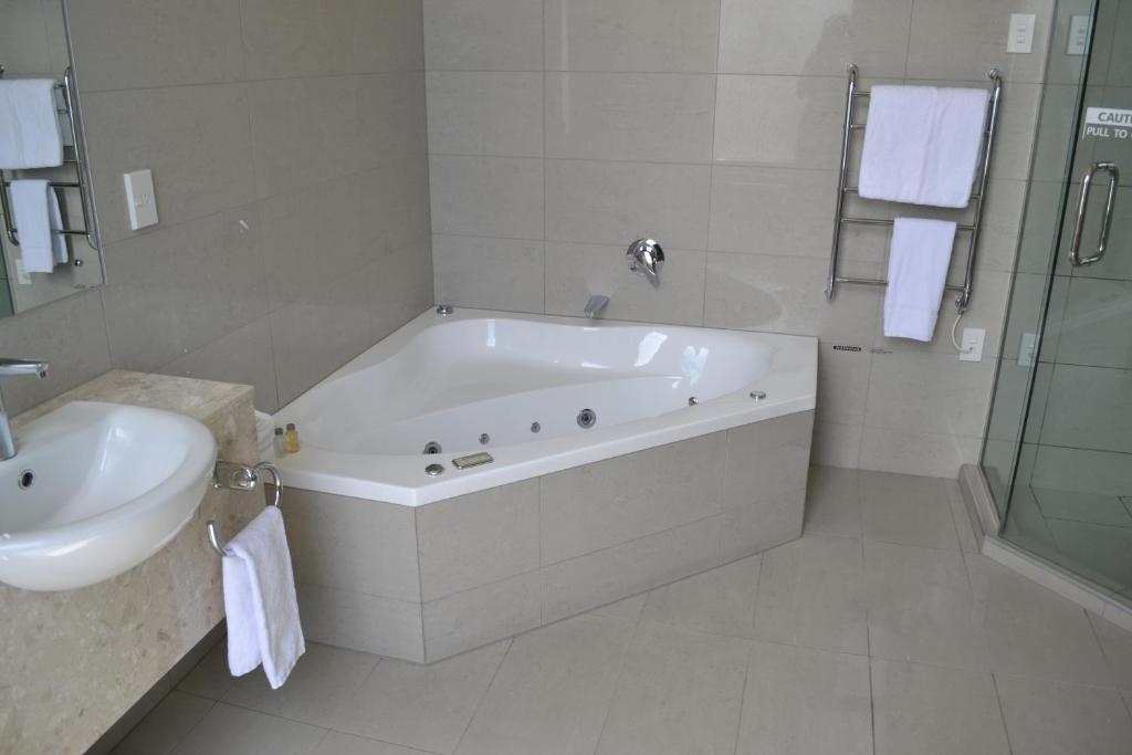 Koupelna v ubytování Brydone Hotel Oamaru