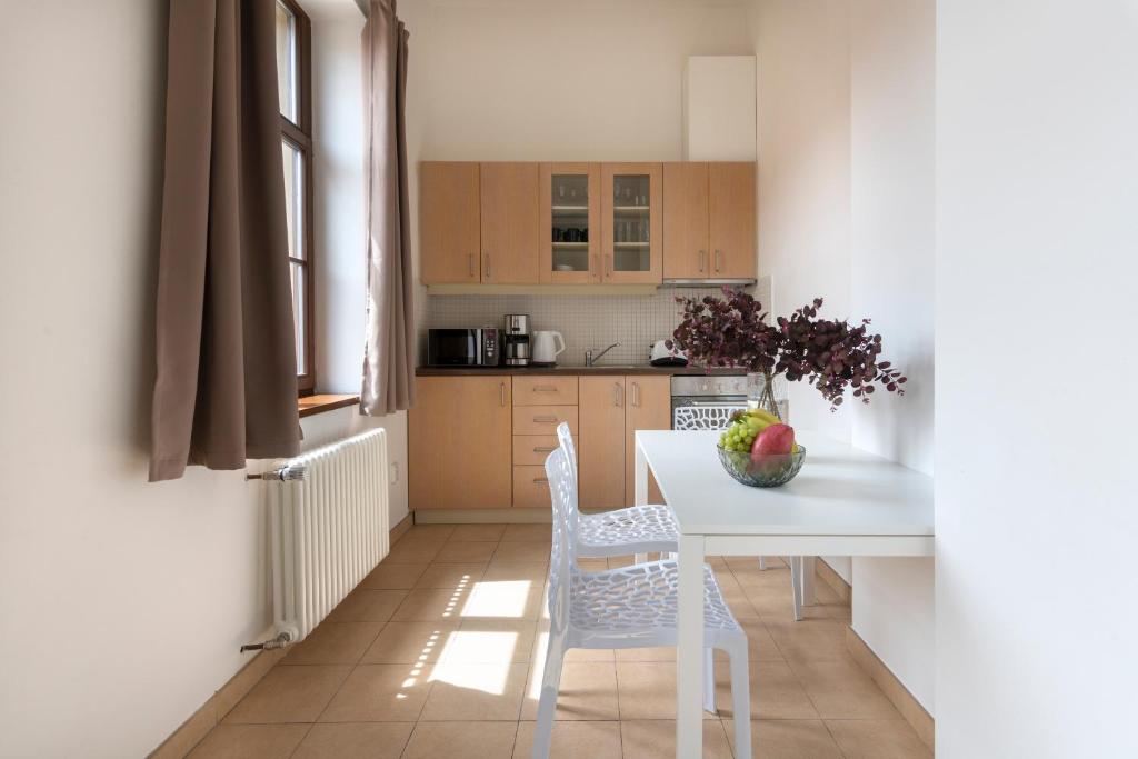 Bohemian Dreams Apartments and Suites by Dwellfort - Resim 28