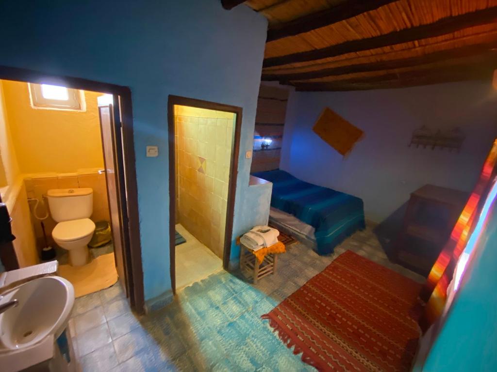 Koupelna v ubytování Auberge Kasbah Des Dunes
