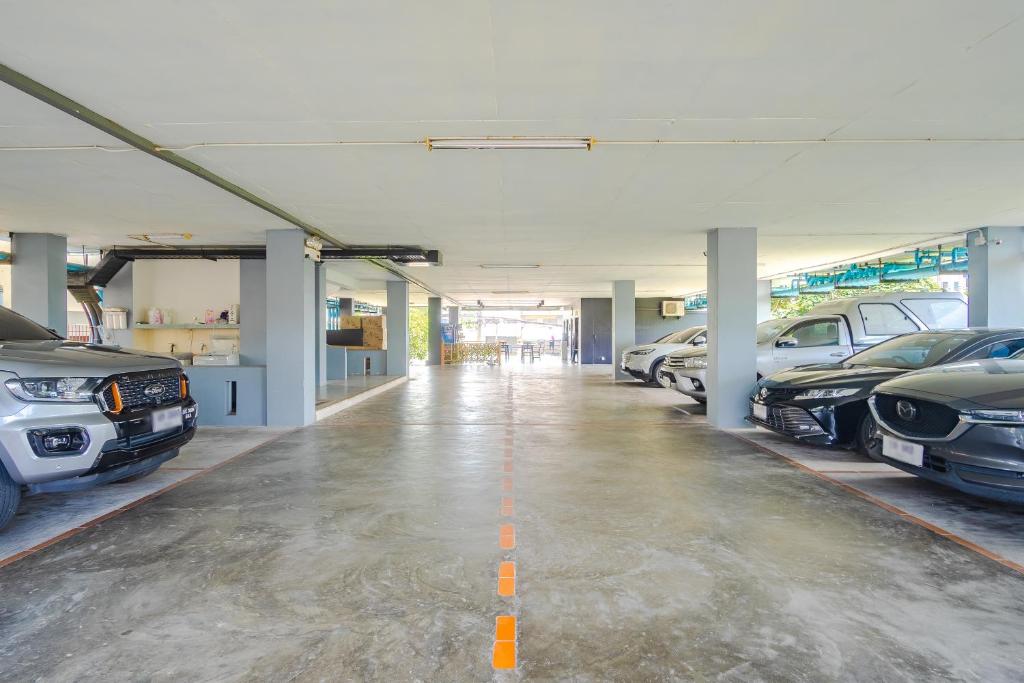 AJ Residence - Resim 15