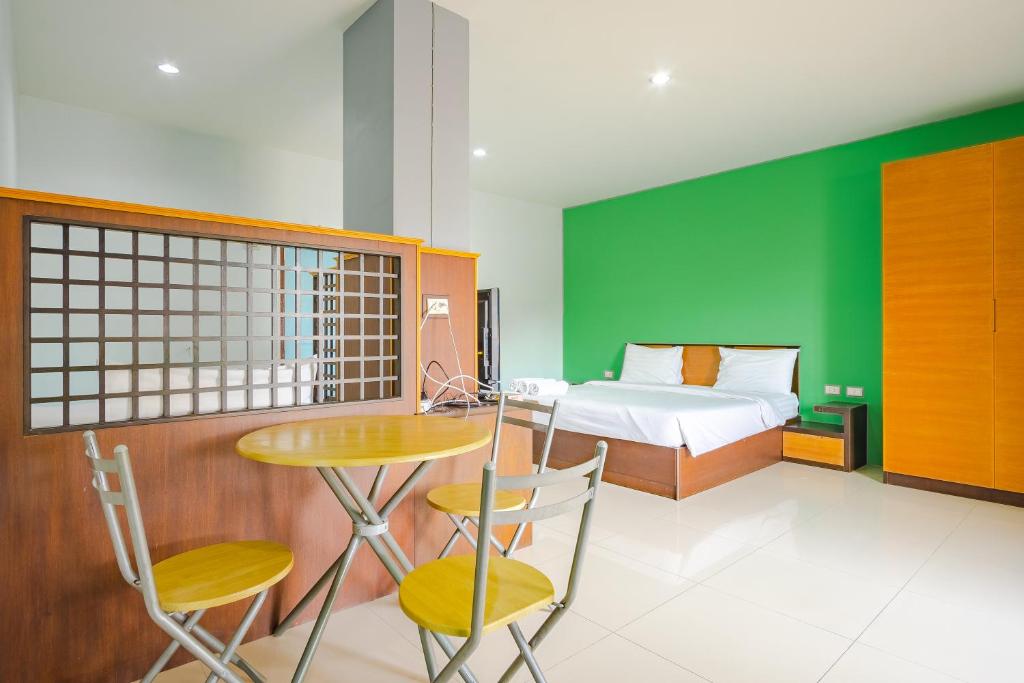 AJ Residence - Triple Room