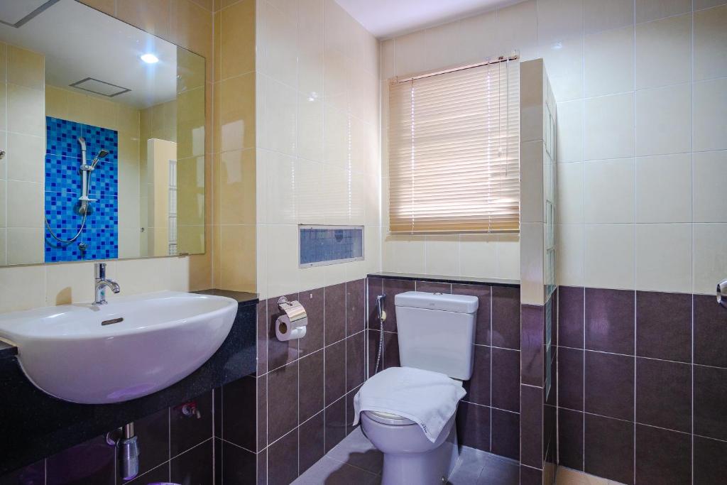 AJ Residence - Resim 36