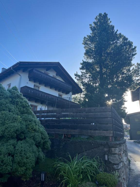 Fotografia z galérie ubytovania Apartments SARLO v destinácii Sankt Anton am Arlberg