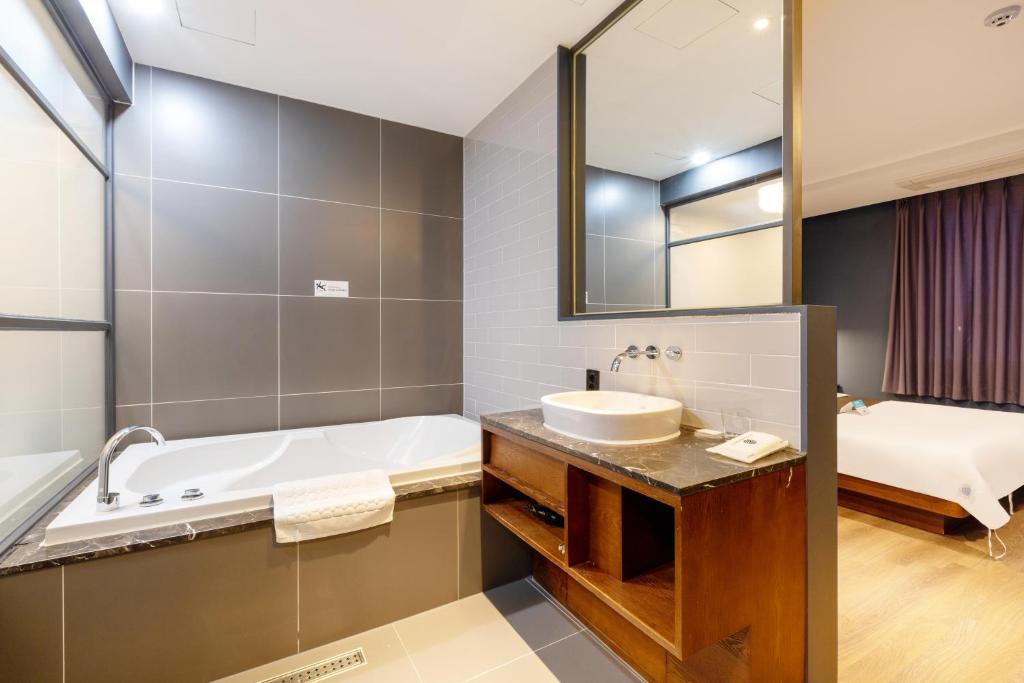 Koupelna v ubytování Sorgente Business Hotel