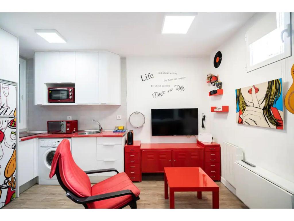 TV a/nebo společenská místnost v ubytování Precioso estudio en Lavapies Salitre