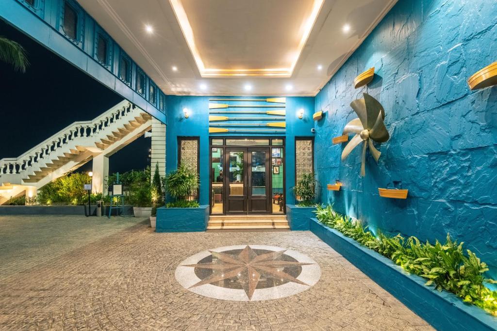 Galería fotográfica de Polo Floatel Kolkata en Calcuta