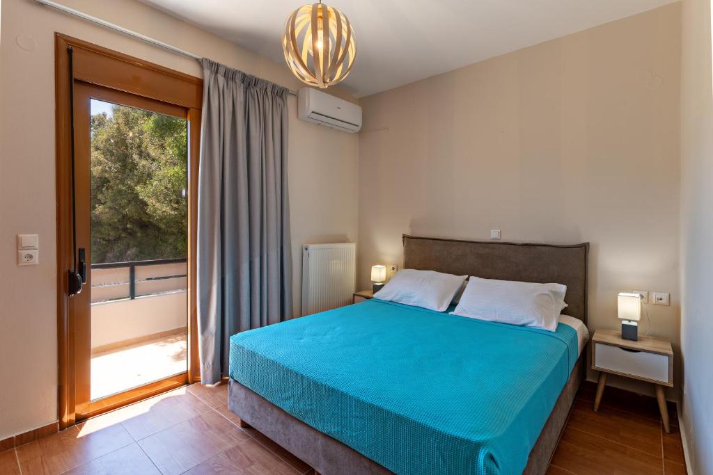 Postel nebo postele na pokoji v ubytování Linari Villa, a peaceful & cozy 2bdr villa with private pool!