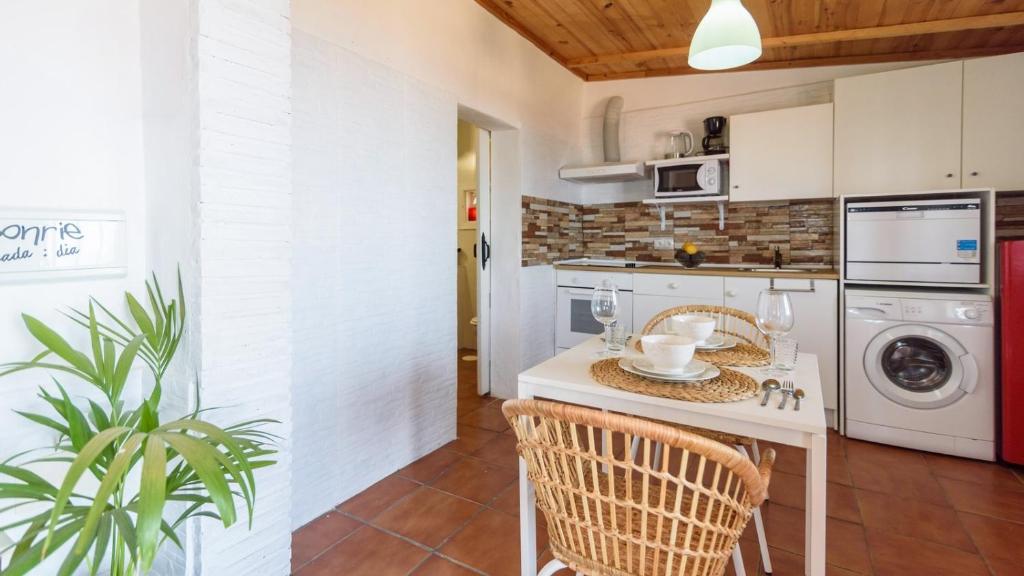Kuchyň nebo kuchyňský kout v ubytování Villa Javier de Torrox by Ruralidays