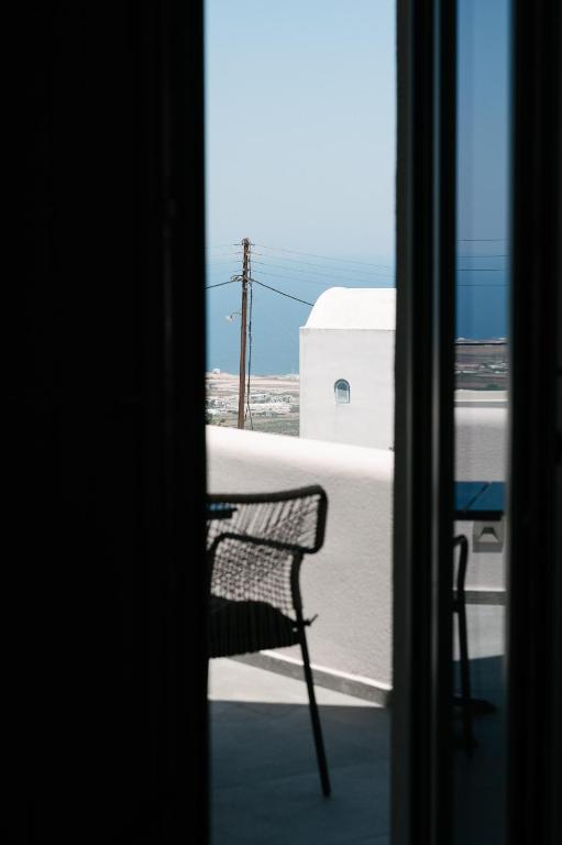 Elements Cozy Suites Pyrgos - Suite De Lujo Con Bañera De Hidromasaje Al Aire Libre Y Vista Al Mar
