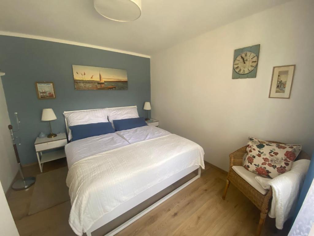 Posteľ alebo postele v izbe v ubytovaní Das kleine Haus