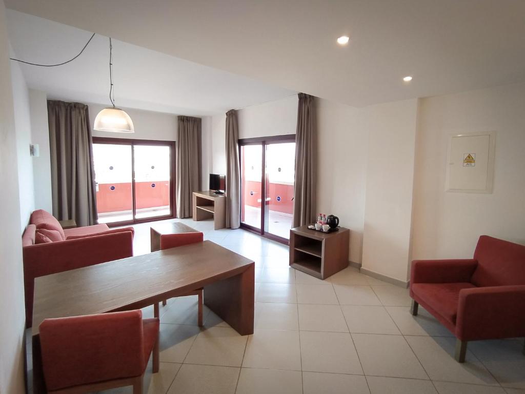 Ohtels Campo De Gibraltar - Suite Familiar (1 Adulto)