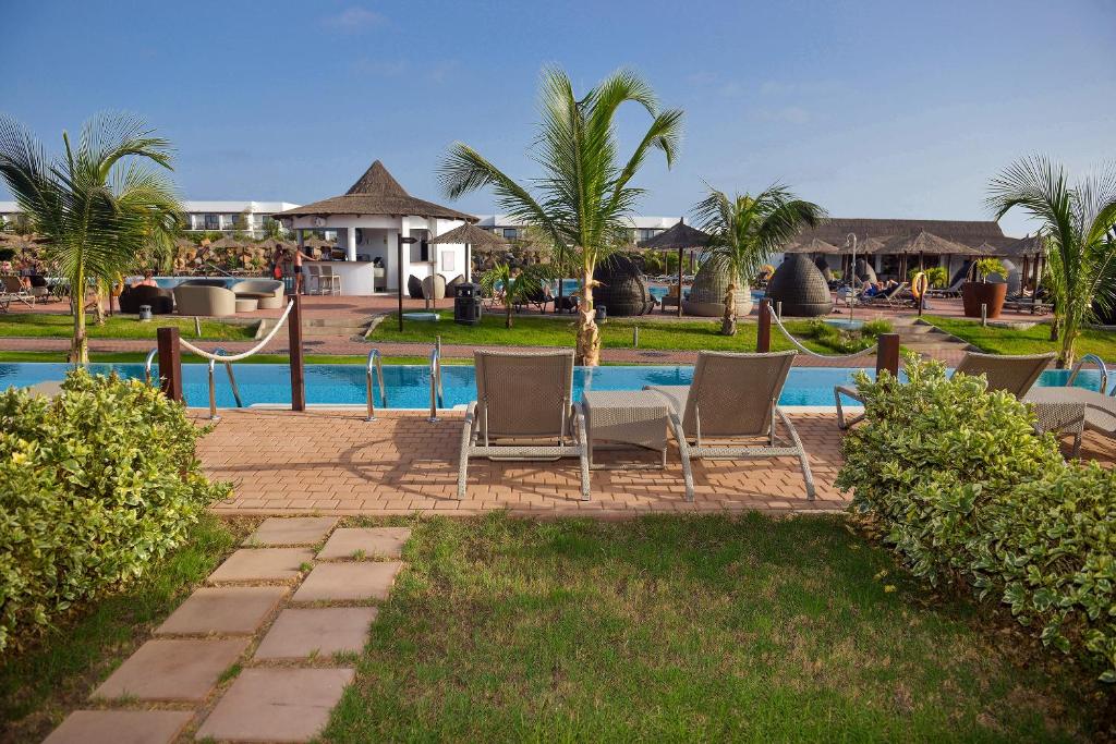 Bazén v ubytování Melia Llana Beach Resort & Spa - Adults Only - All Inclusive nebo v jeho okolí